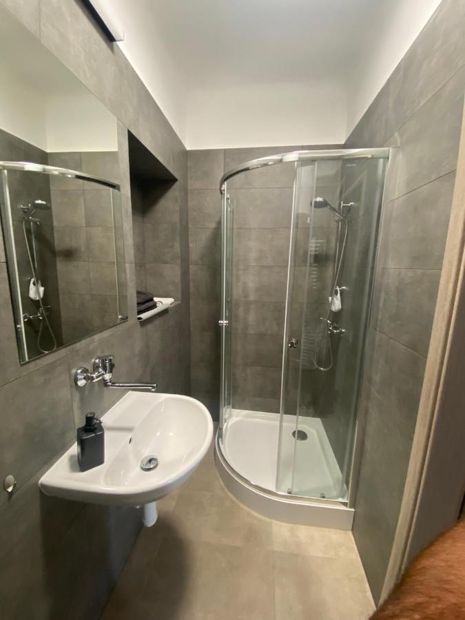Cerna Ruze - Apartman 3 Plzeň Esterno foto