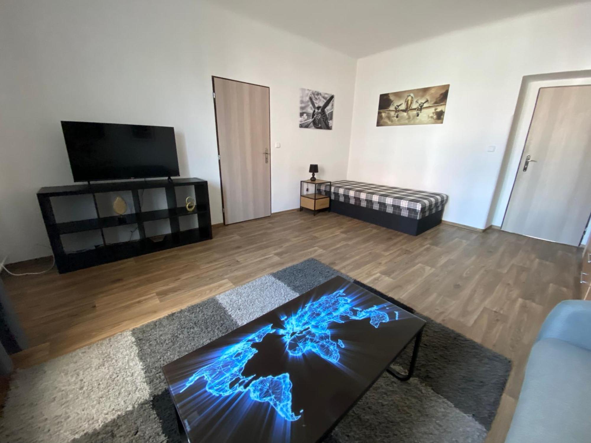 Cerna Ruze - Apartman 3 Plzeň Esterno foto